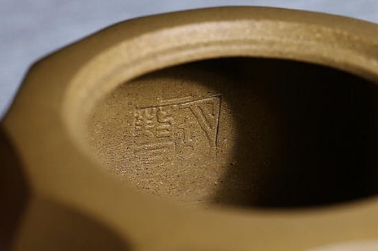 紫砂壺密密麻麻黑點，布滿了很多小黑點的紫砂好嗎