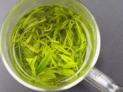 毛峰和毛尖哪個(gè)好一點(diǎn)，毛尖茶好還是毛峰茶好？